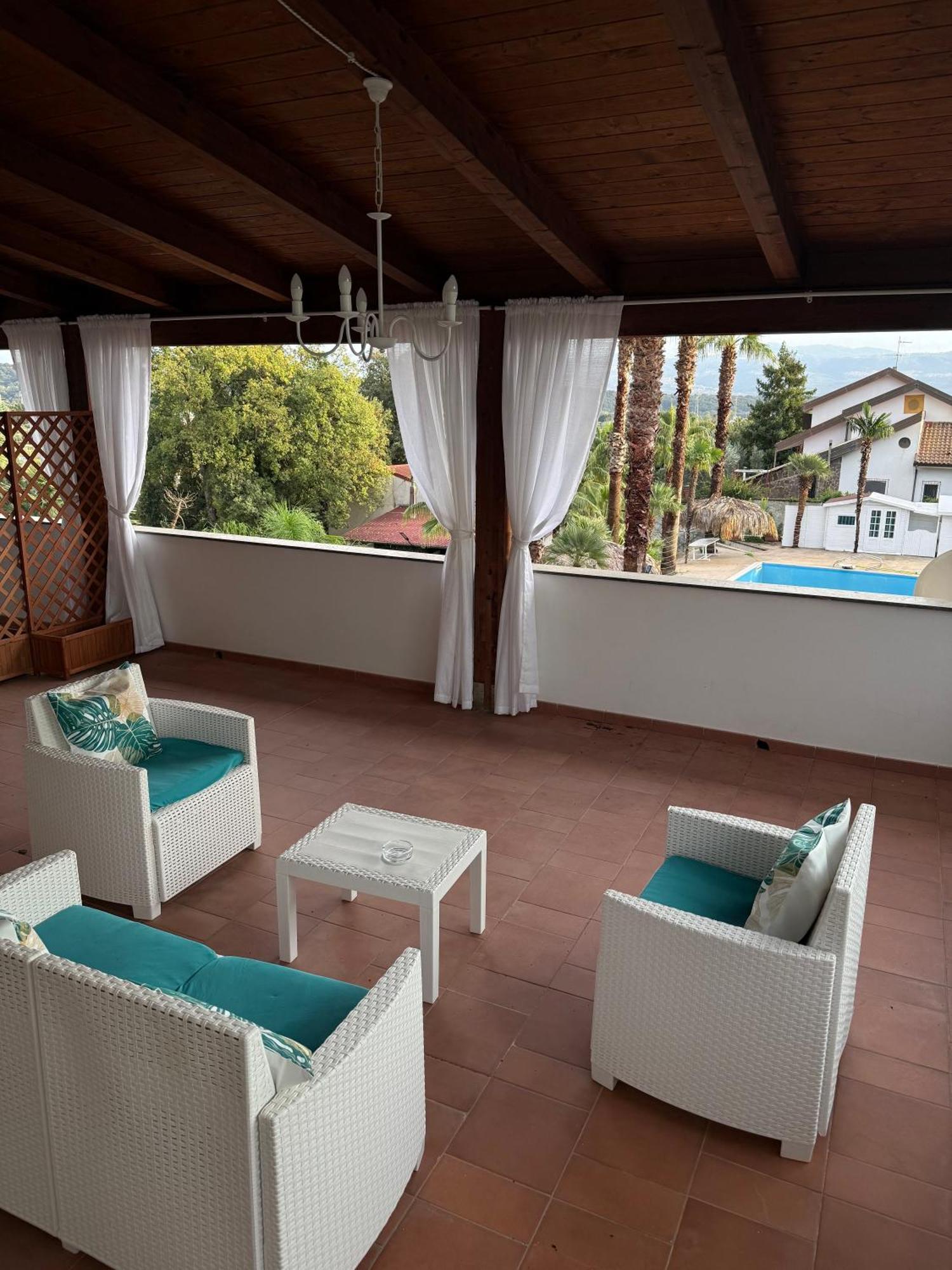 Palm House Panzió Lamezia Terme Kültér fotó