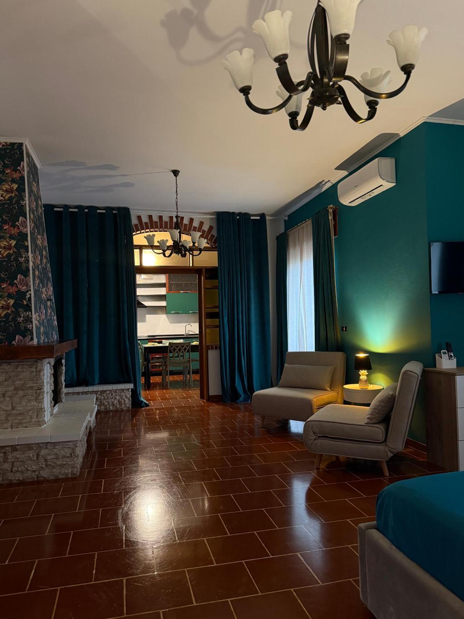 Palm House Panzió Lamezia Terme Kültér fotó